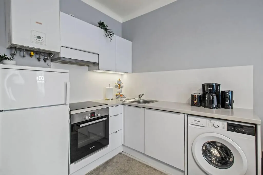 Shopping Street I 2 Minutes To Mainstation Apartment Vienna Austria